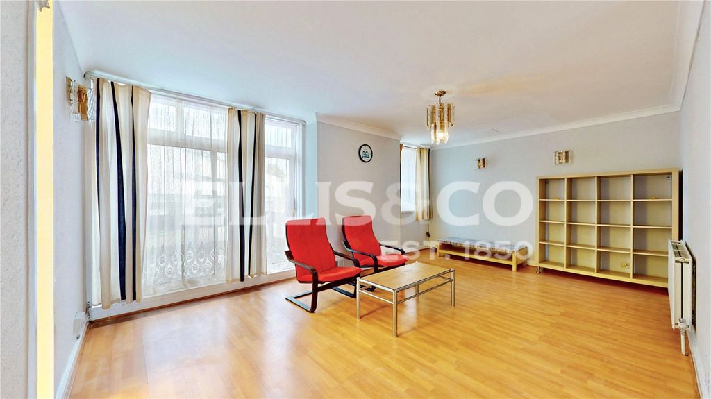 Property photo 1 of 30 Picture No. 22