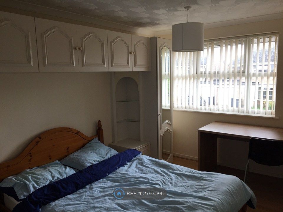 Property photo 3 of 15 Bedroom 1