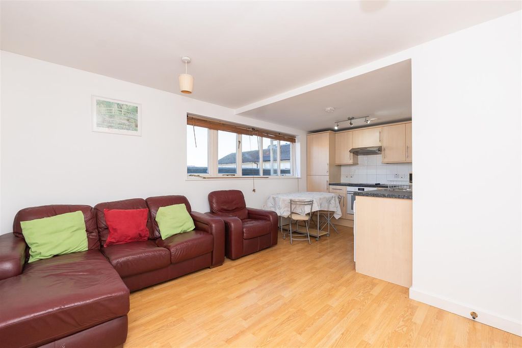 Property photo 2 of 18 43-Midland-Mews-Bs2-0Pl-1.Jpg