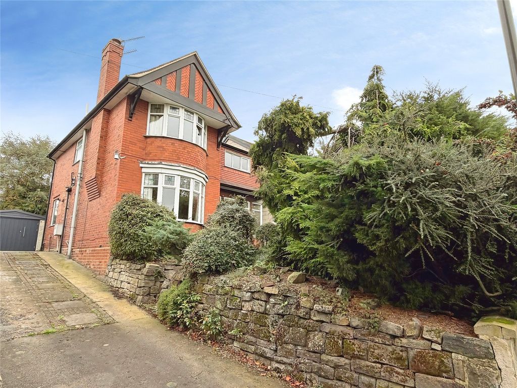 Property photo 1 of 21 Picture No. 05