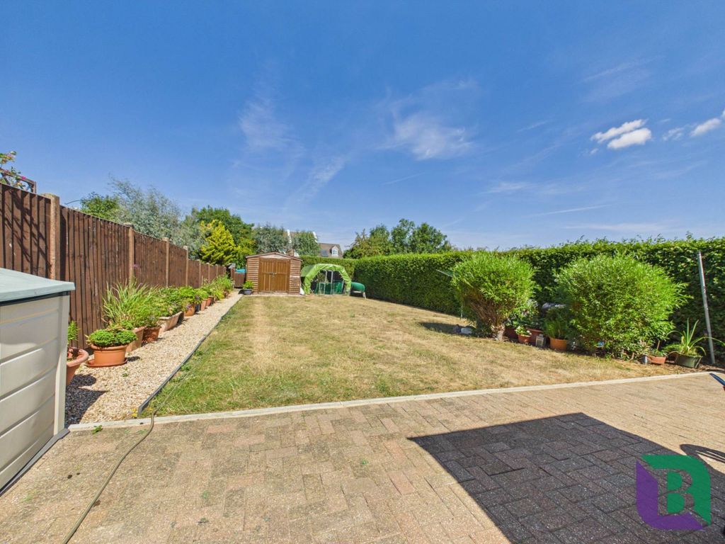 Property photo 2 of 23