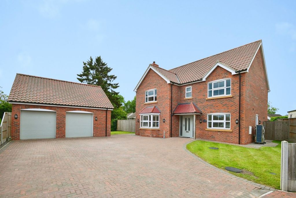 Property photo 1 of 24