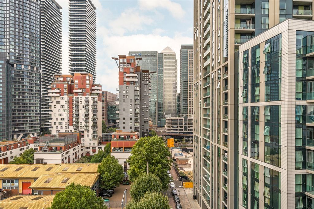 Property photo 3 of 12 Picture No. 12