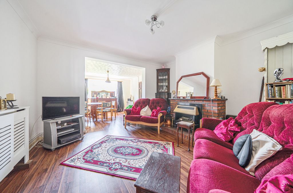 Property photo 2 of 11 1498784-2-6A6768E...