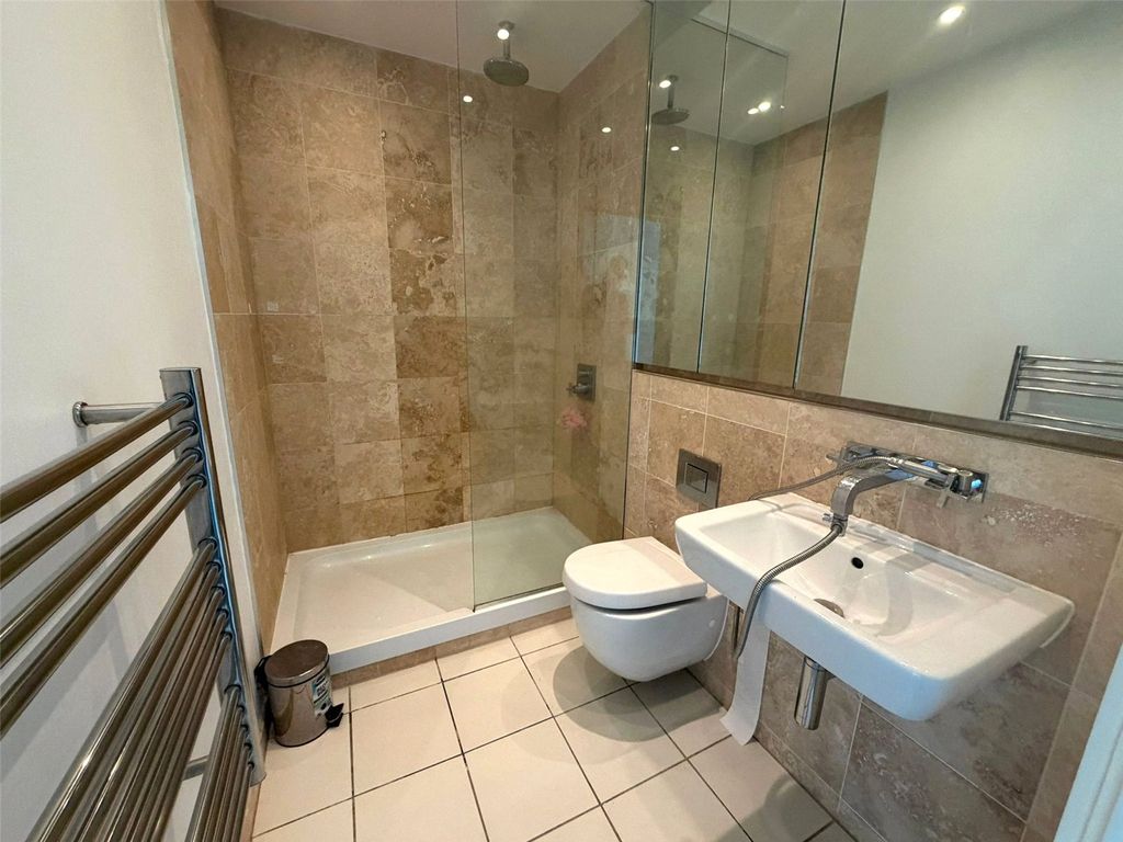 Property photo 3 of 3 Picture No. 04