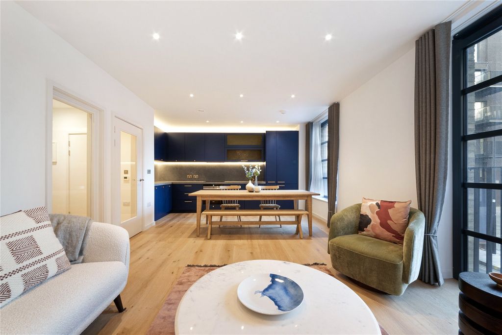 Property photo 3 of 20 Picture No. 25