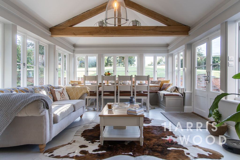 Property photo 2 of 53 4834464