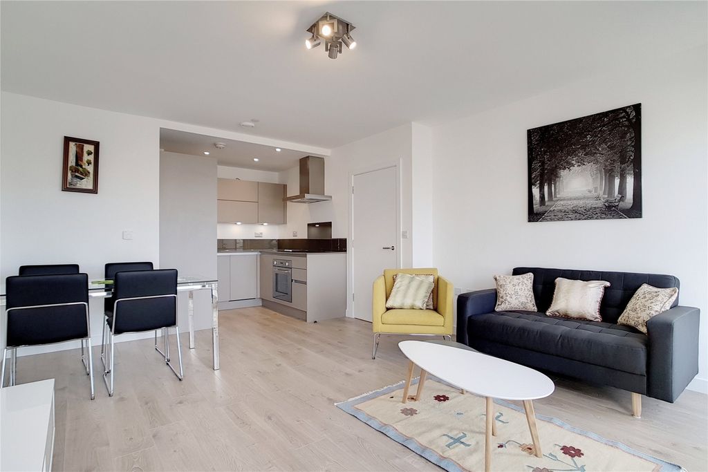 Property photo 3 of 11 Picture No. 05