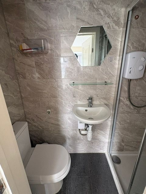 Property photo 3 of 3
