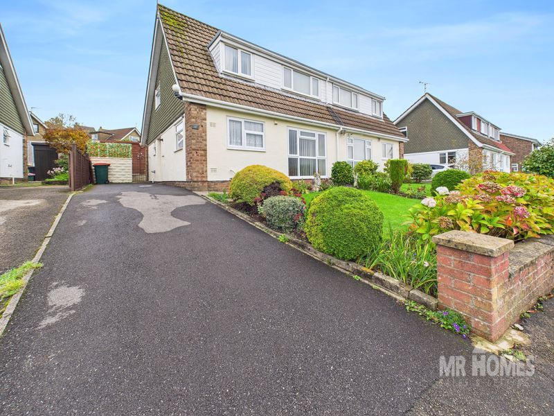 Property photo 1 of 39 Photo 4