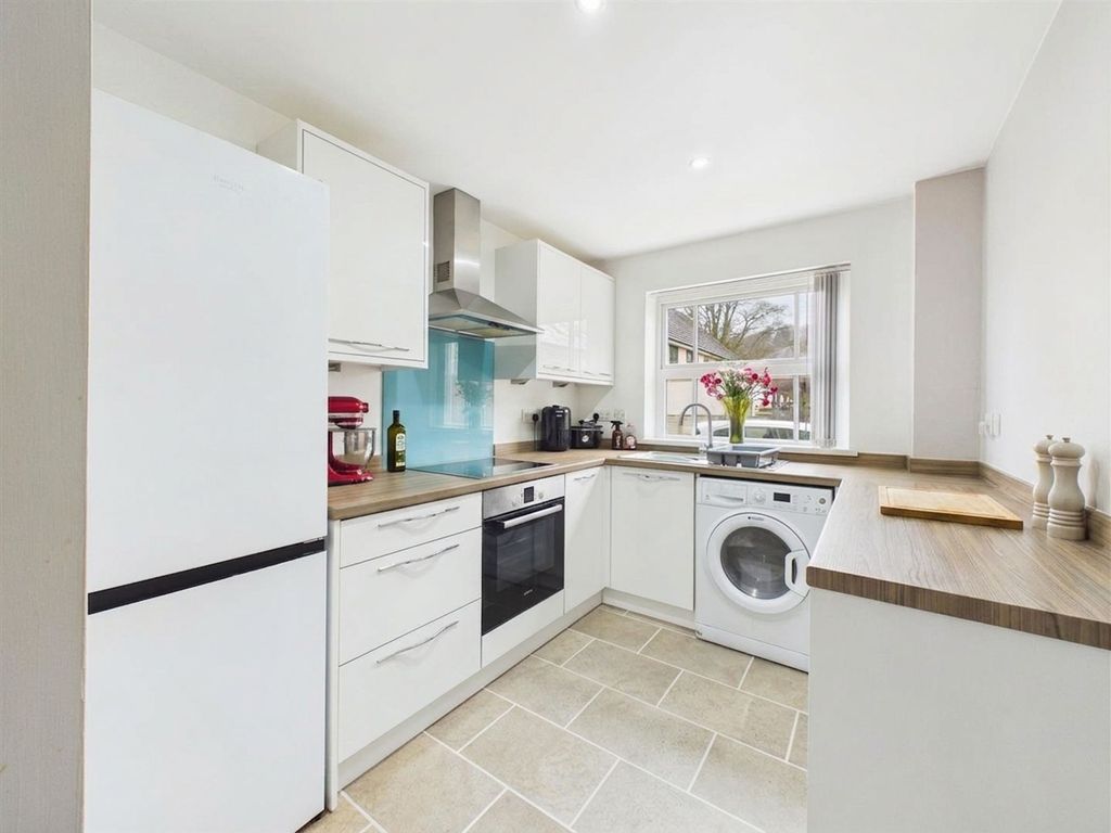 Property photo 3 of 10 The Stylish Kitchen