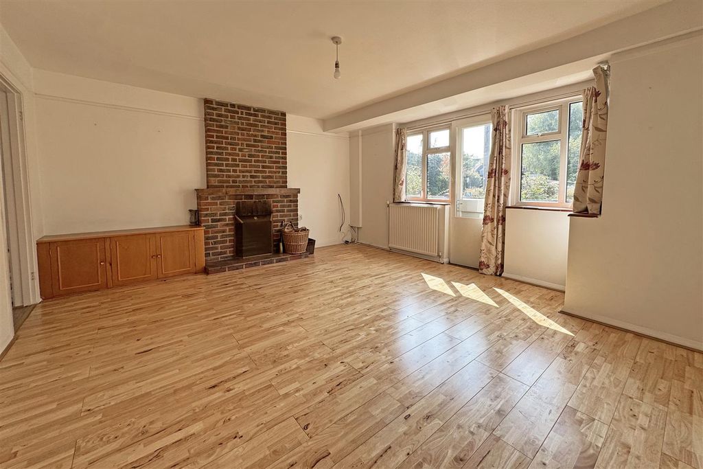 Property photo 2 of 18 Img_3459.Jpg