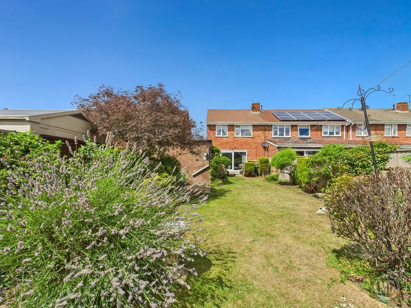 Property photo 3 of 25