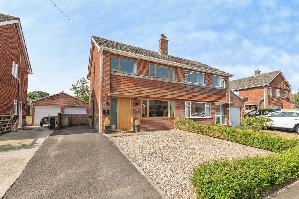 Property photo 1 of 19