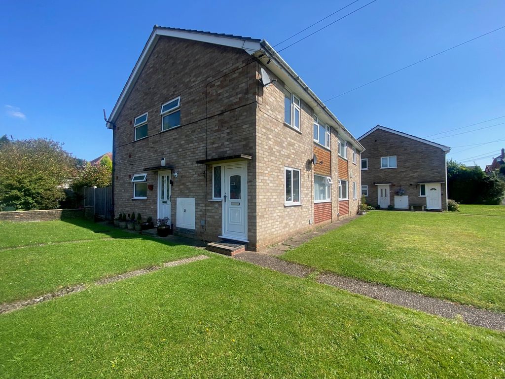 Property photo 1 of 7