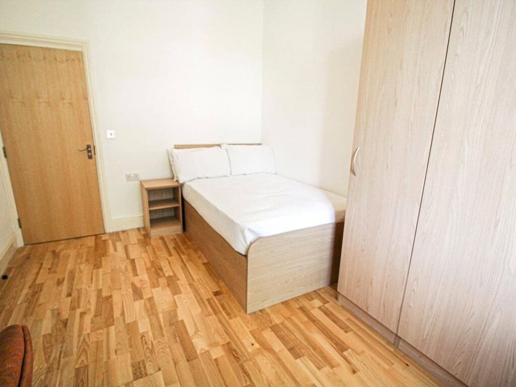 Property photo 3 of 5 Picture No. 05