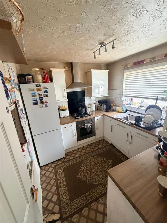 Property photo 3 of 17 306 Chester Road - 1.Jpeg