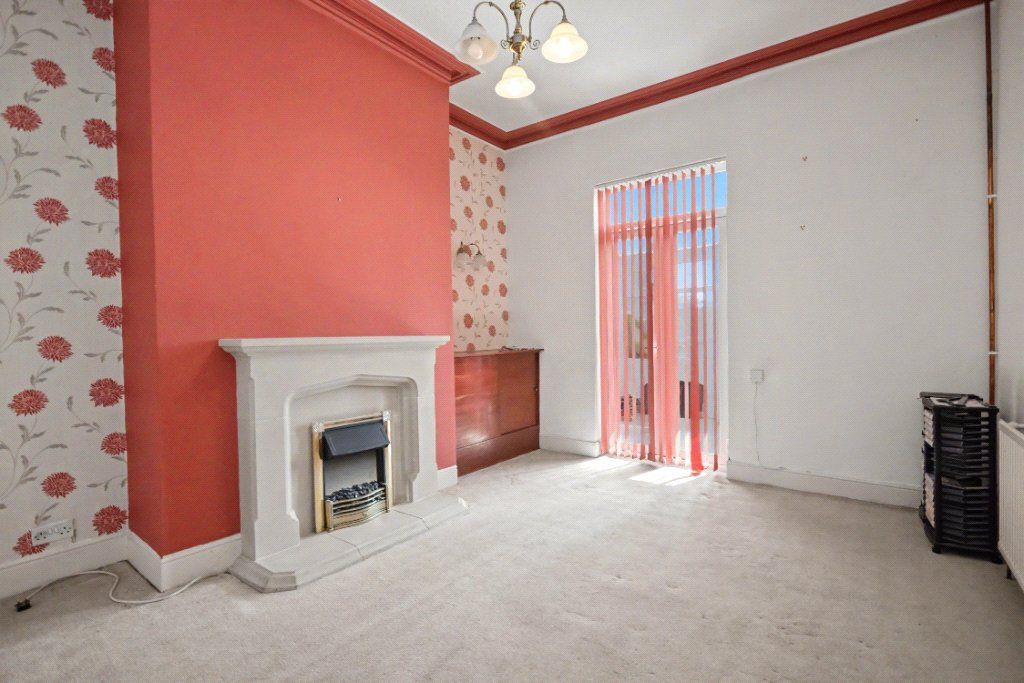 Property photo 3 of 16 Picture No. 11