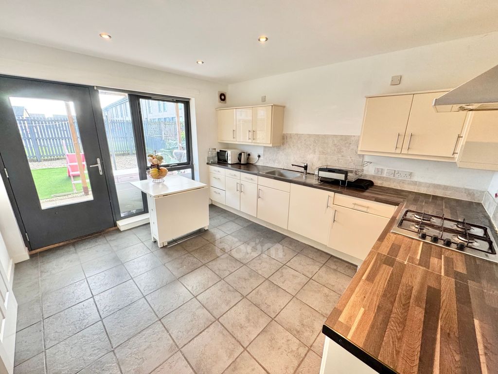 Property photo 3 of 26 Img_5149