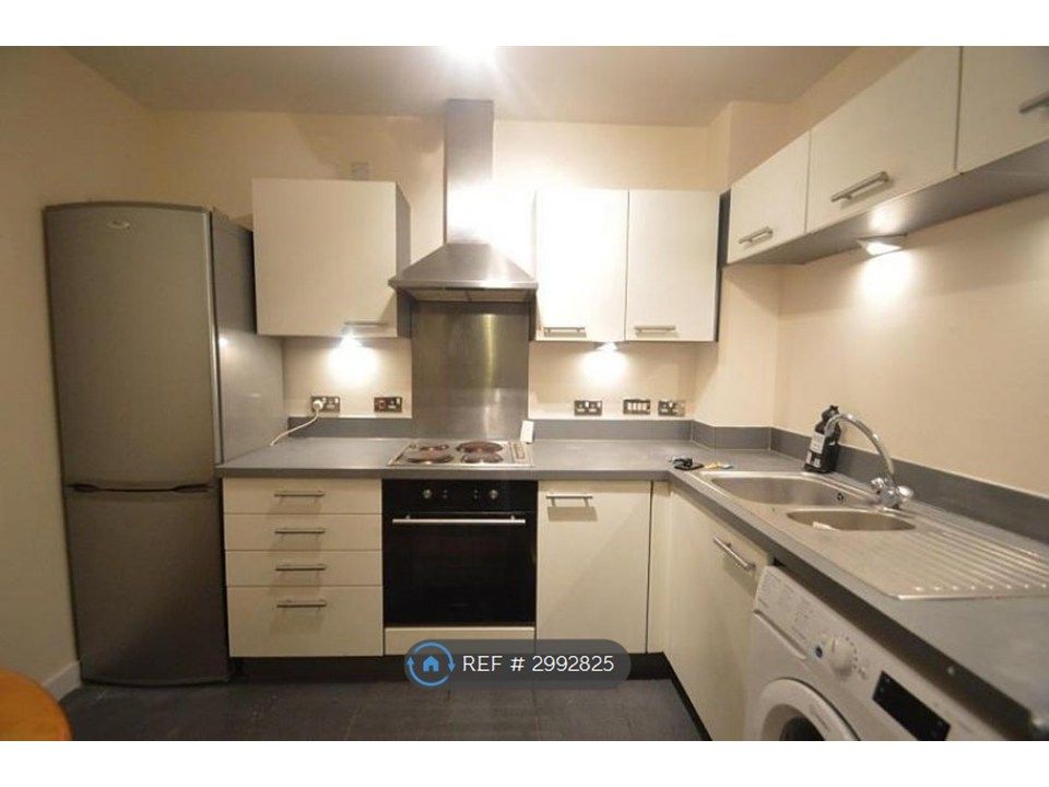 Property photo 2 of 4 Kitchen