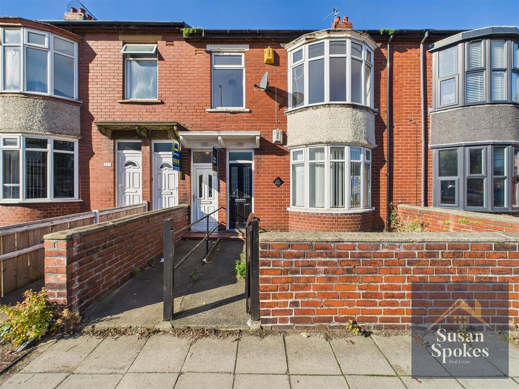 Property photo 1 of 19 Cam01858G0-Pr0178-Still025.Jpg