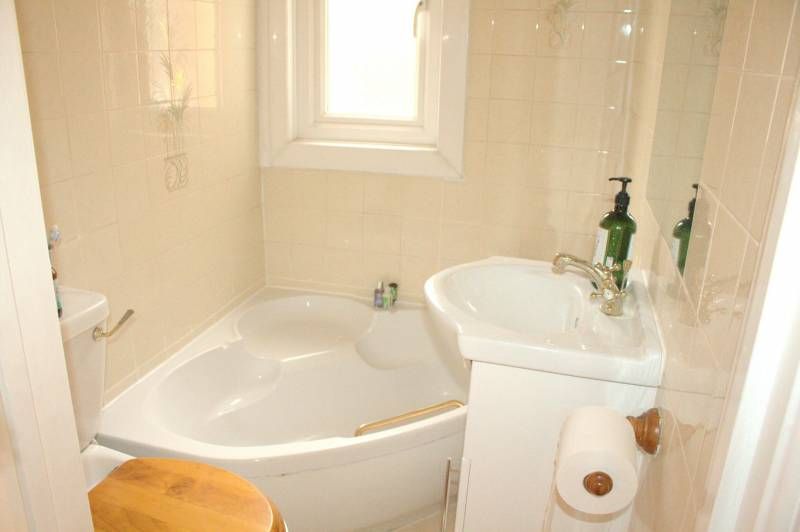 Property photo 2 of 3