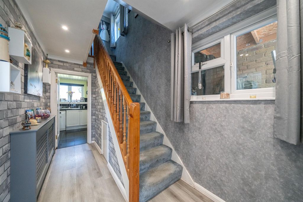 Property photo 2 of 20 27-Polehanger-04006.Jpg