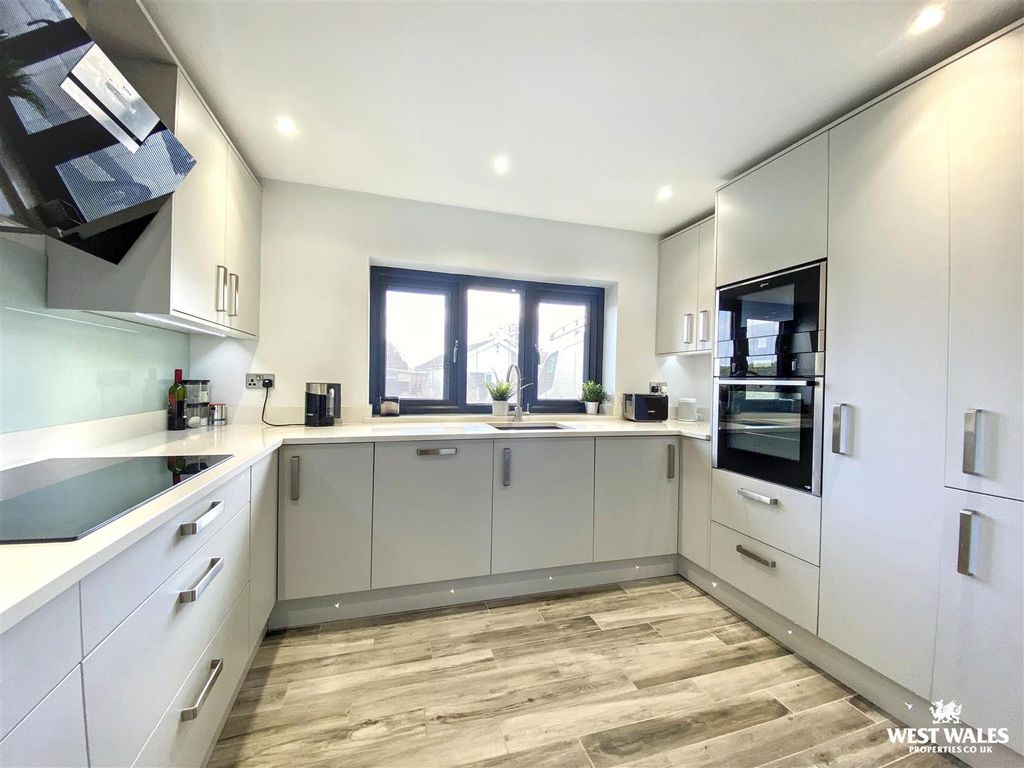 Property photo 2 of 19 Img_0534.Jpg