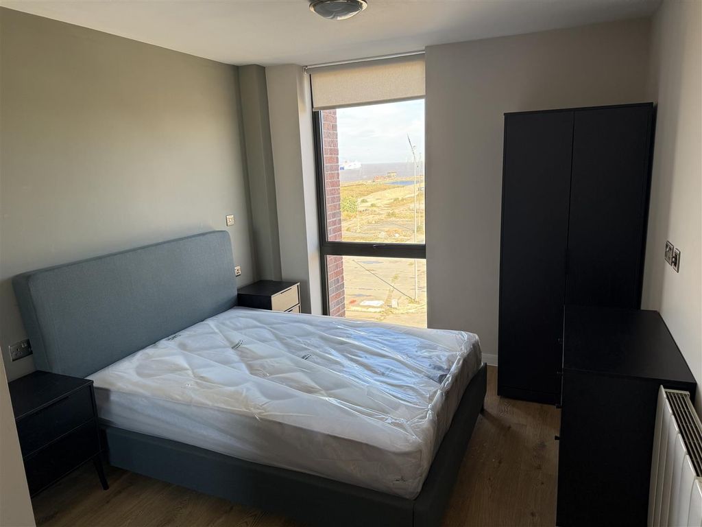 Property photo 1 of 7 Bed 2   .Jpg