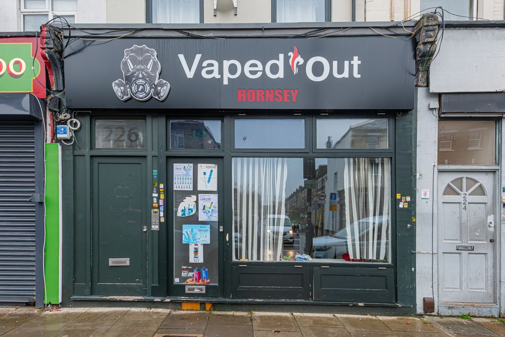 Property photo 1 of 8 Hornsey Road 226-002