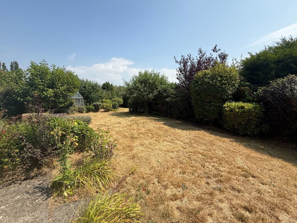 Property photo 2 of 19