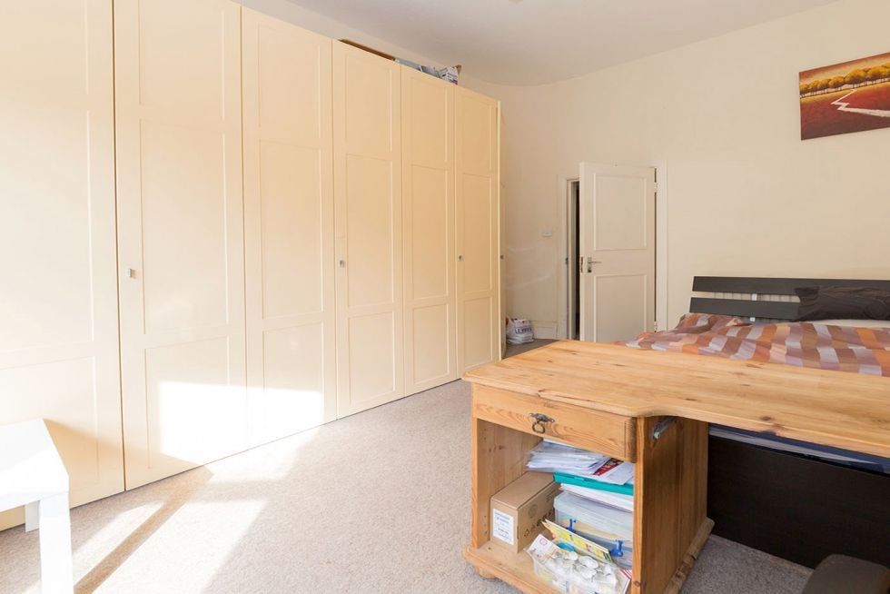 Property photo 3 of 5