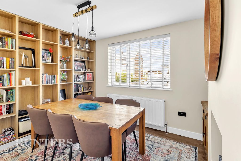 Property photo 3 of 22 Dining Room