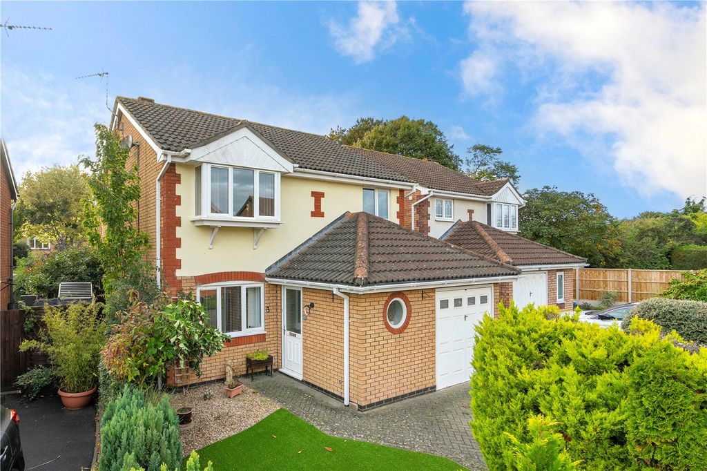 Property photo 1 of 16 Picture No. 04