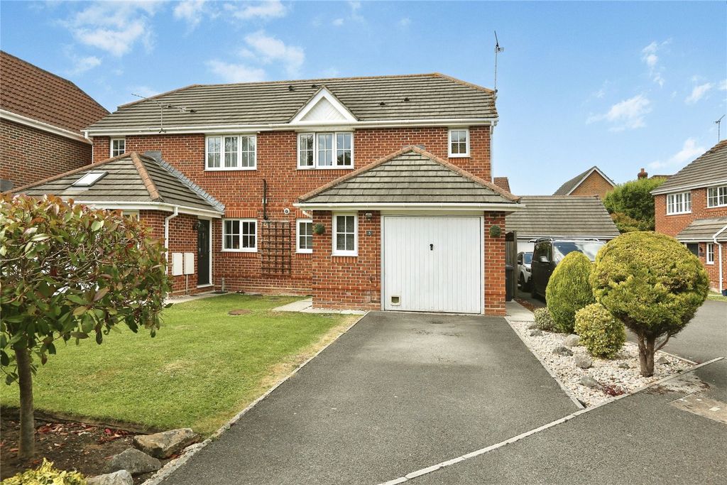 Property photo 1 of 14 Picture No. 25