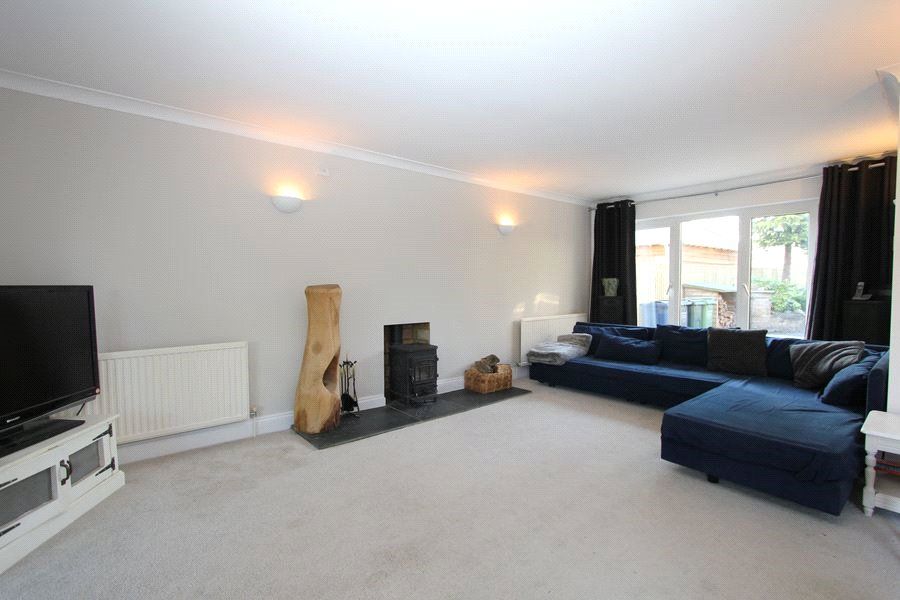 Property photo 3 of 8 Picture No. 10