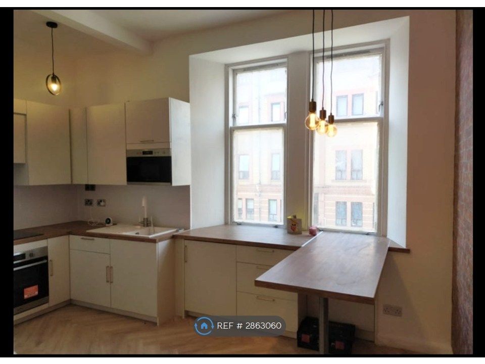 Property photo 1 of 6 Kitchen/Dining Room