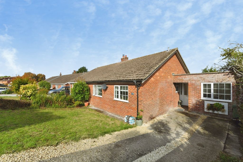 Property photo 1 of 13
