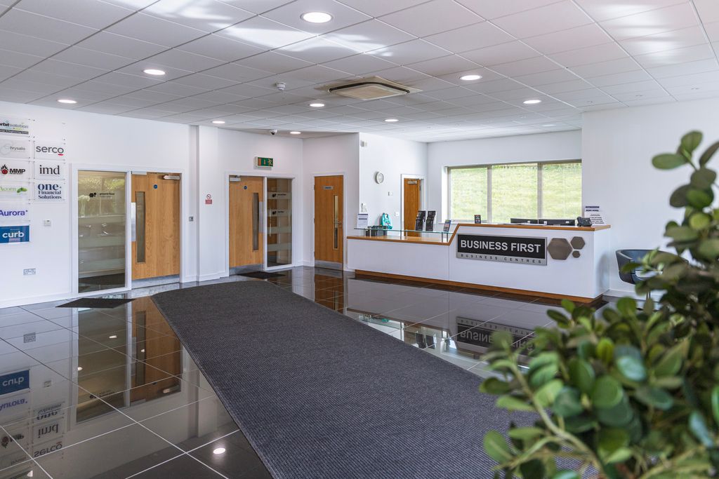 Property photo 3 of 28 Reception