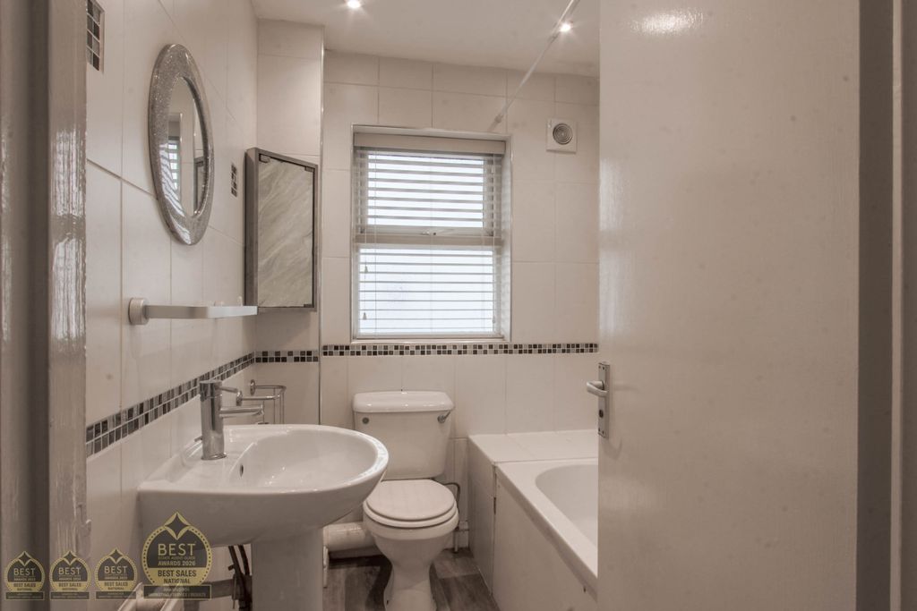 Property photo 3 of 12 Img_9595-Hdr