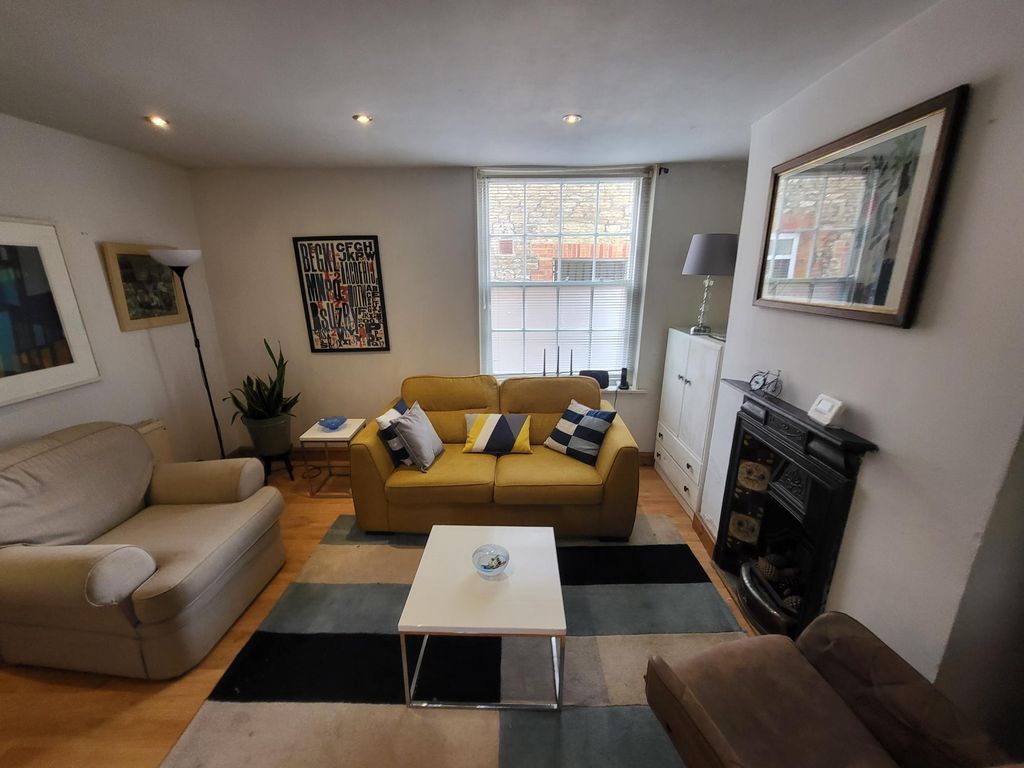 Property photo 3 of 15 Lounge Dining Room
