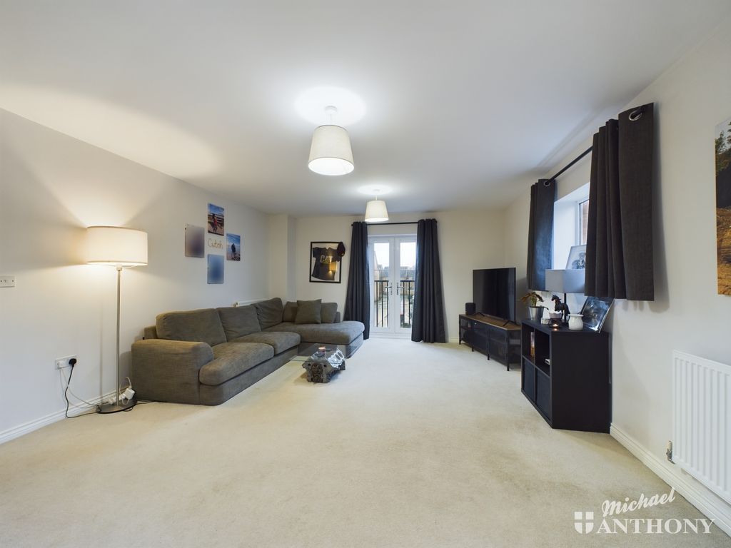 Property photo 2 of 9 Cam02773G0-Pr0236-Still013