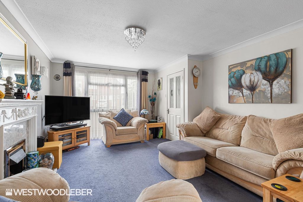 Property photo 2 of 28 Wallersway_20.Jpg