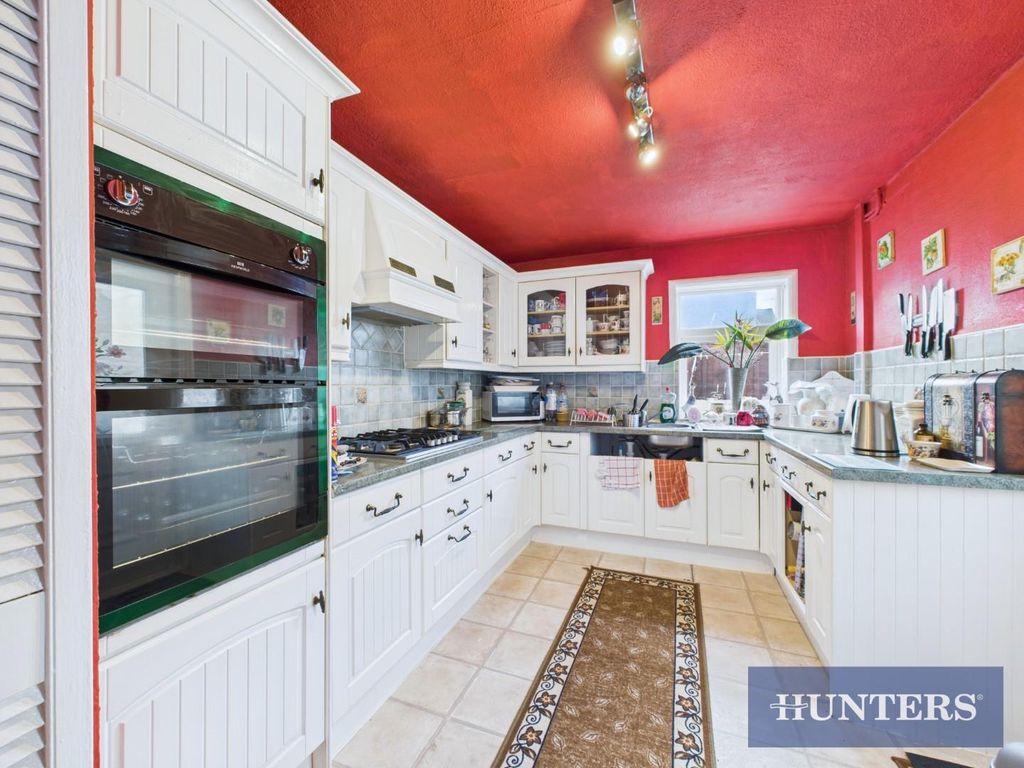 Property photo 3 of 14 Cam05333G0-Pr0052-Still013.Jpg