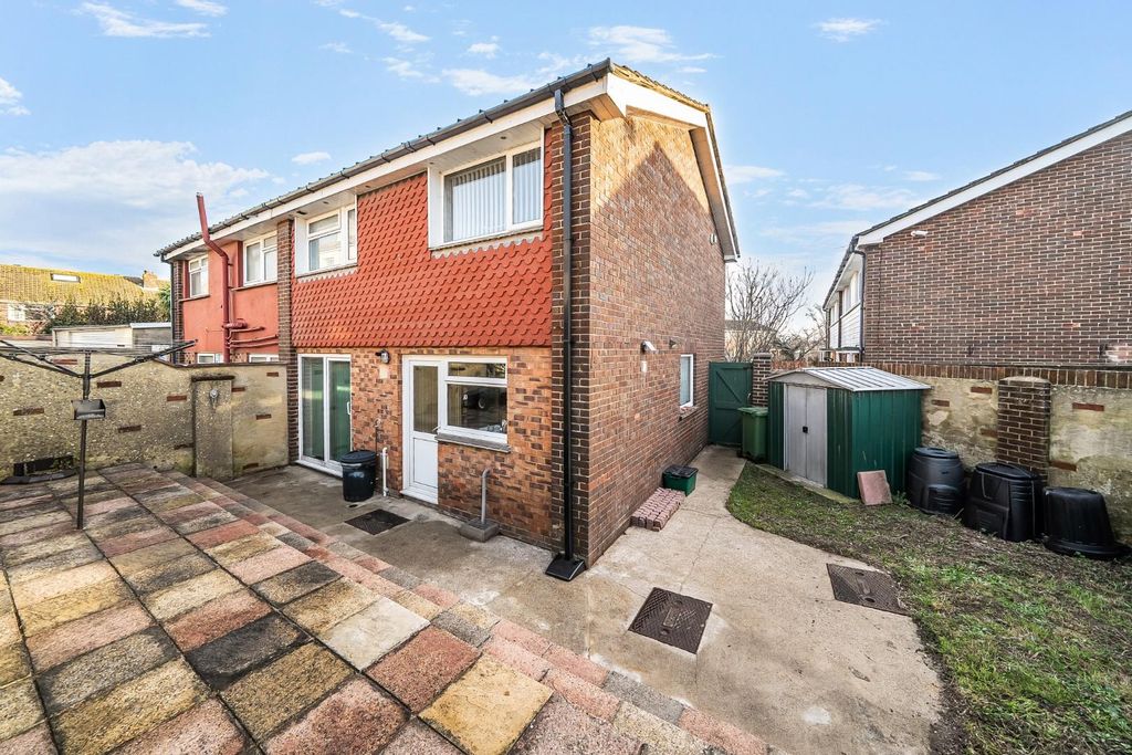 Property photo 2 of 19 1395257-17-695d2d0Fc8B0c.Jpg