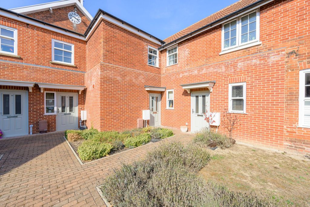 Property photo 1 of 18