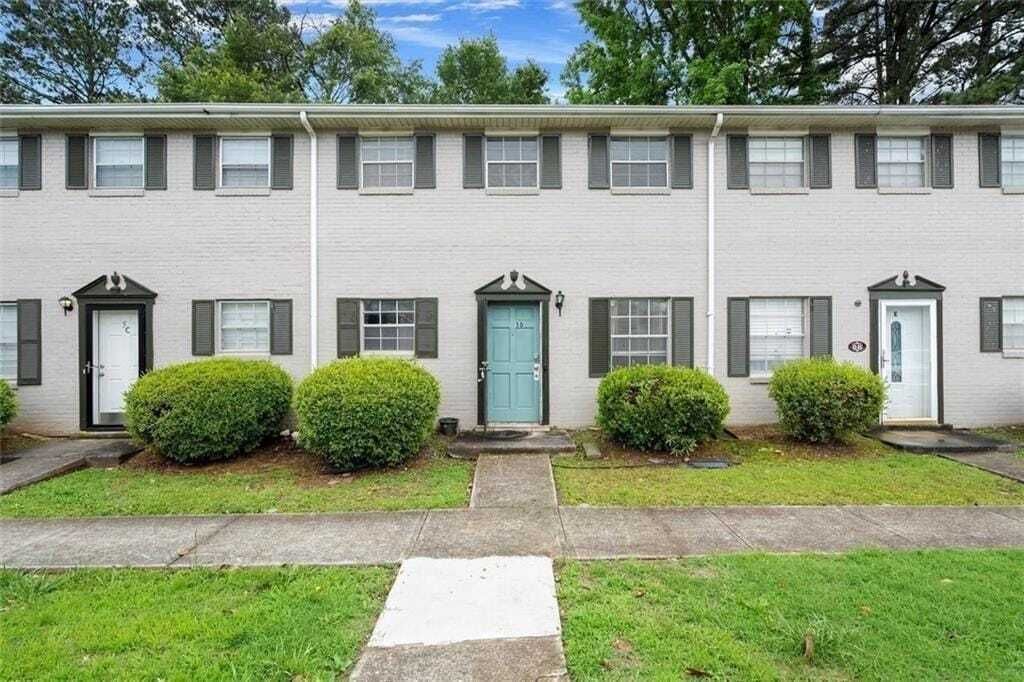 Property photo 1 of 20