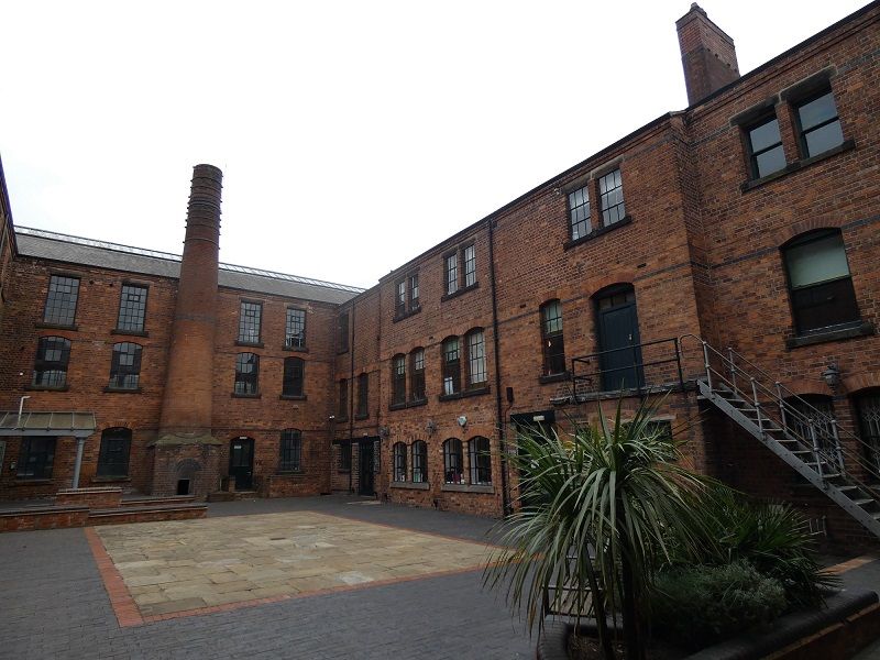 Property photo 1 of 6