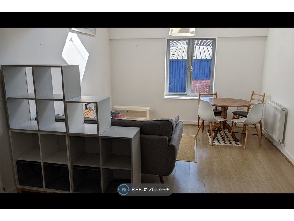 Property photo 3 of 10