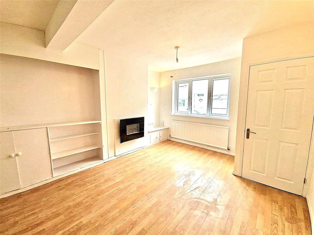 Property photo 2 of 10 Sr.Jpg